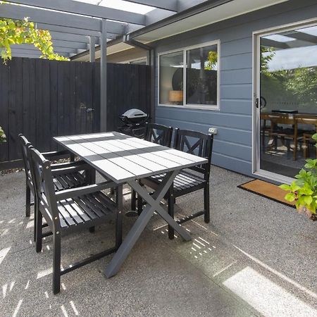 Mews Cottages Gisborne Exterior foto
